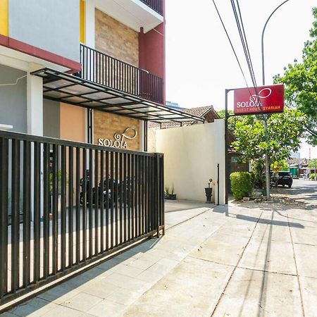 Reddoorz Syariah Near Purwosari Train Station Hotell Solo Exteriör bild
